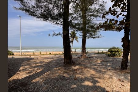 Apartamento para alugar com 75m², 2 quartos e 2 vagas Apartamento para alugar com 75m², 2 quartos e 2 vagasPraia
