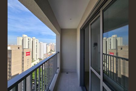 Varanda  de kitnet/studio para alugar com 1 quarto, 30m² em Centro, Guarulhos