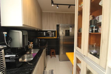 Apartamento à venda com 106m², 2 quartos e 2 vagasCozinha