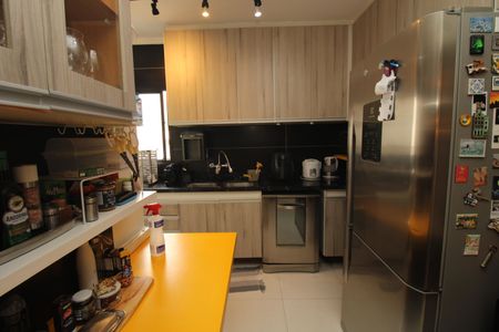 Apartamento à venda com 106m², 2 quartos e 2 vagasCozinha