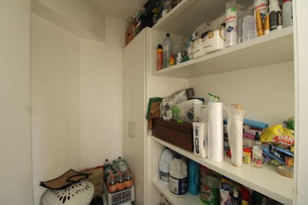 Apartamento à venda com 106m², 2 quartos e 2 vagasQuarto de Serviço