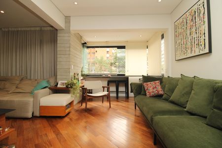 Apartamento à venda com 106m², 2 quartos e 2 vagasSala