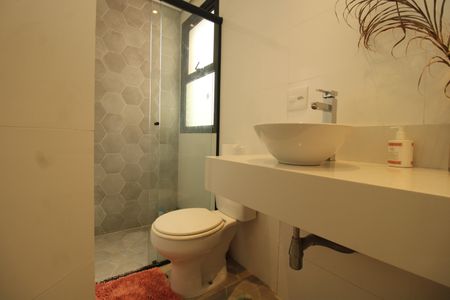 Apartamento à venda com 106m², 2 quartos e 2 vagasBanheiro da Suíte 1