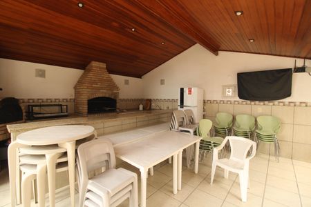 Apartamento à venda com 106m², 2 quartos e 2 vagasÁrea comum - Churrasqueira