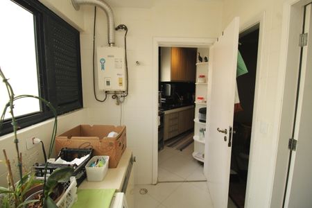 Apartamento à venda com 106m², 2 quartos e 2 vagasÁrea de Serviço