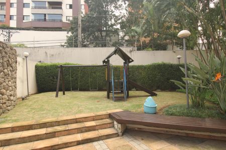 Apartamento à venda com 106m², 2 quartos e 2 vagasÁrea comum - Playground