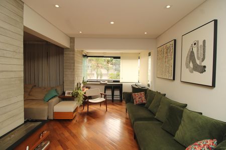 Apartamento à venda com 106m², 2 quartos e 2 vagasSala