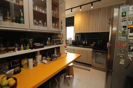 Apartamento à venda com 106m², 2 quartos e 2 vagasCozinha