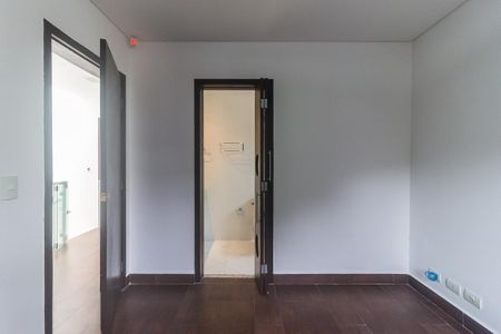 Casa de condomínio para alugar com 300m², 3 quartos e 6 vagas Casa de condomínio para alugar com 300m², 3 quartos e 6 vagasQuarto 3 - Suíte 3