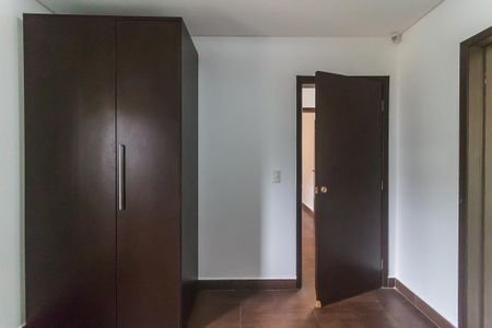 Casa de condomínio para alugar com 300m², 3 quartos e 6 vagas Casa de condomínio para alugar com 300m², 3 quartos e 6 vagasQuarto 3 - Suíte 3