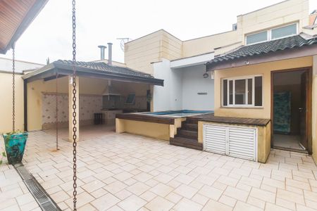 Casa de condomínio para alugar com 300m², 3 quartos e 6 vagas Casa de condomínio para alugar com 300m², 3 quartos e 6 vagasChurrasqueira/Piscina