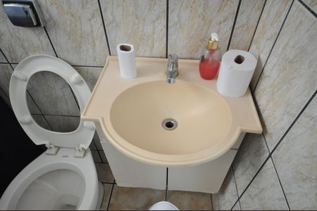 Casa à venda com 350m², 5 quartos e sem vagaBanheiro 2