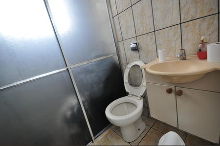 Casa à venda com 350m², 5 quartos e sem vagaBanheiro 2