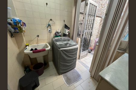 Apartamento à venda com 79m², 2 quartos e 2 vagas Apartamento à venda com 79m², 2 quartos e 2 vagasÁrea de Serviço