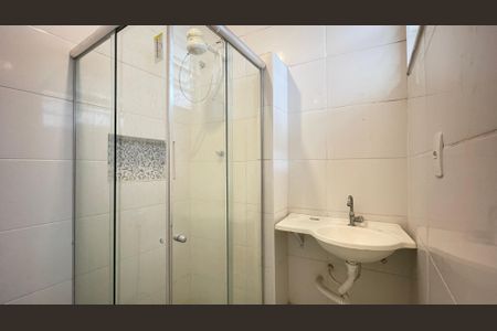 Casa à venda com 108m², 2 quartos e sem vagaBanheiro