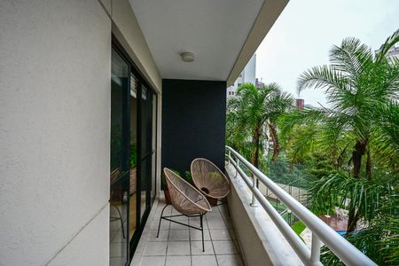 Apartamento à venda com 130m², 3 quartos e 2 vagasVaranda