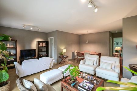 Apartamento à venda com 130m², 3 quartos e 2 vagasSala