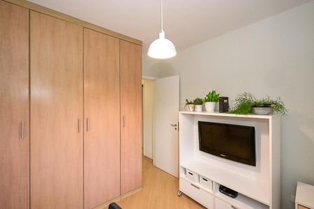 Apartamento à venda com 130m², 3 quartos e 2 vagasQuarto 2