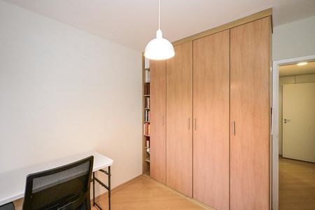 Apartamento à venda com 130m², 3 quartos e 2 vagasQuarto 2