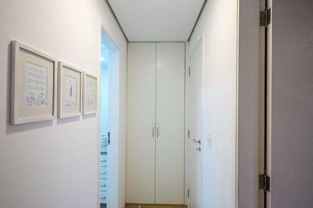 Apartamento à venda com 130m², 3 quartos e 2 vagasCorredor