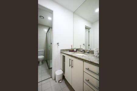 Apartamento à venda com 130m², 3 quartos e 2 vagasBanheiro