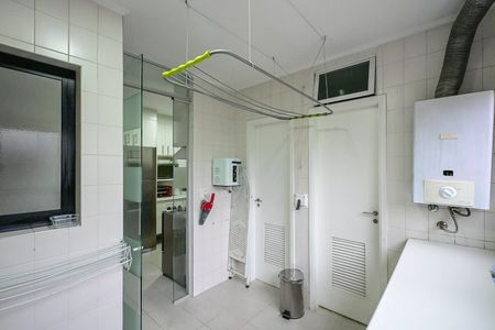 Apartamento à venda com 130m², 3 quartos e 2 vagasÁrea de Serviço 