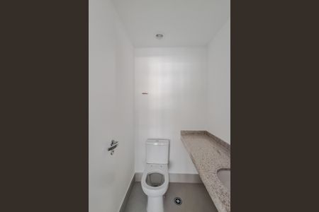 Apartamento à venda com 140m², 3 quartos e 2 vagas Apartamento à venda com 140m², 3 quartos e 2 vagasBanheiro da Suíte 3