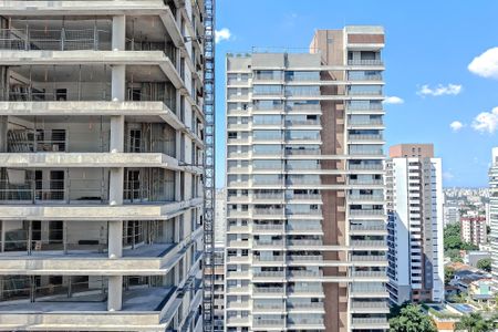 Apartamento à venda com 140m², 3 quartos e 2 vagas Apartamento à venda com 140m², 3 quartos e 2 vagasVista da Suíte 3