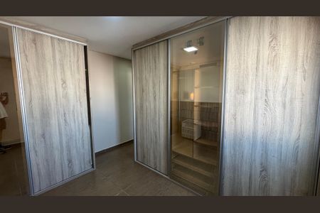 Apartamento à venda com 150m², 2 quartos e 2 vagas Apartamento à venda com 150m², 2 quartos e 2 vagassuite