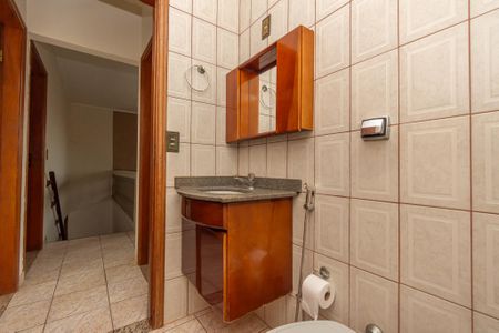 Casa para alugar com 144m², 3 quartos e 2 vagasBanheiro Social 1