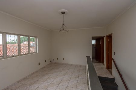 Casa para alugar com 144m², 3 quartos e 2 vagasSala de TV 