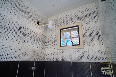 Casa para alugar com 80m², 2 quartos e 1 vaga Casa para alugar com 80m², 2 quartos e 1 vagaBanheiro