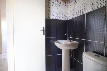 Casa para alugar com 80m², 2 quartos e 1 vaga Casa para alugar com 80m², 2 quartos e 1 vagaBanheiro