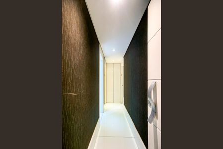 Apartamento à venda com 350m², 3 quartos e 4 vagasCorredor dos quartos