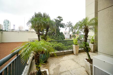 Apartamento à venda com 350m², 3 quartos e 4 vagasVaranda da suíte 03