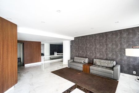 Apartamento à venda com 350m², 3 quartos e 4 vagasHall social