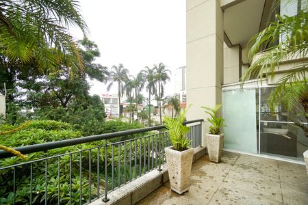 Apartamento à venda com 350m², 3 quartos e 4 vagasVaranda da suíte 03