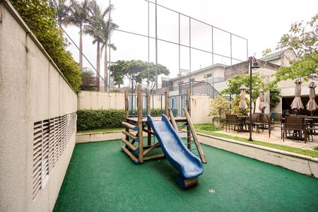 Apartamento à venda com 350m², 3 quartos e 4 vagasPlayground