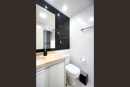 Apartamento à venda com 350m², 3 quartos e 4 vagasBanheiro da suíte 01