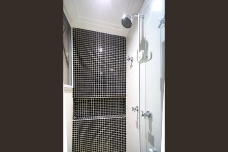 Apartamento à venda com 350m², 3 quartos e 4 vagasChuveiro