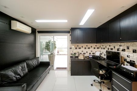 Apartamento à venda com 350m², 3 quartos e 4 vagasEscritório