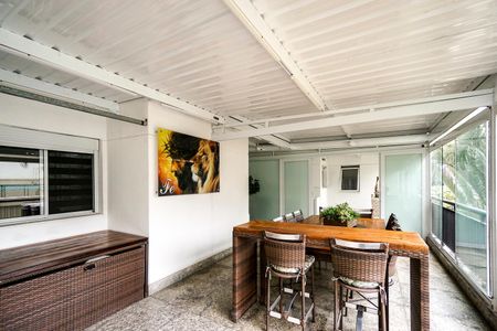 Apartamento à venda com 350m², 3 quartos e 4 vagasGarden