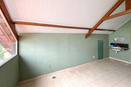 Casa à venda com 400m², 4 quartos e 3 vagas Casa à venda com 400m², 4 quartos e 3 vagasSótão