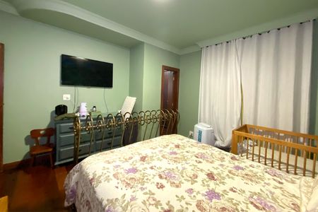 Casa à venda com 400m², 4 quartos e 3 vagas Casa à venda com 400m², 4 quartos e 3 vagasSuite 1