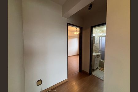 Apartamento para alugar com 68m², 2 quartos e sem vaga