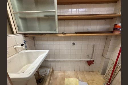 Apartamento para alugar com 68m², 2 quartos e sem vaga