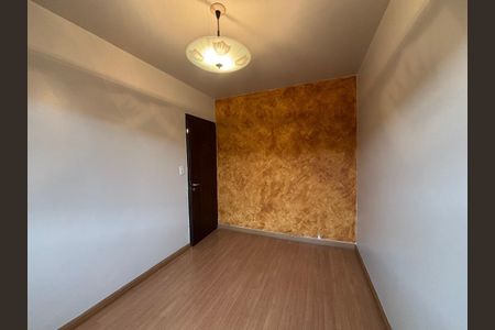 Apartamento para alugar com 68m², 2 quartos e sem vaga