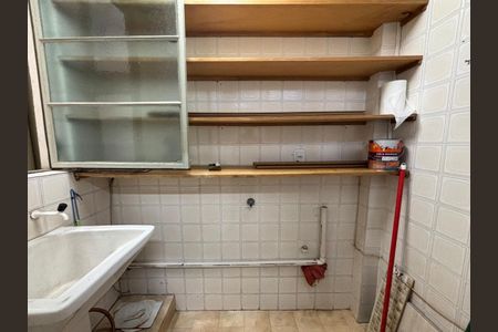 Apartamento para alugar com 68m², 2 quartos e sem vaga
