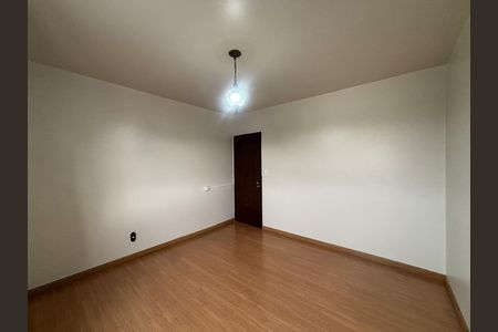 Apartamento para alugar com 68m², 2 quartos e sem vaga