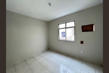 Quarto 1 de apartamento para alugar com 2 quartos, 55m² em Guadalupe, Rio de Janeiro